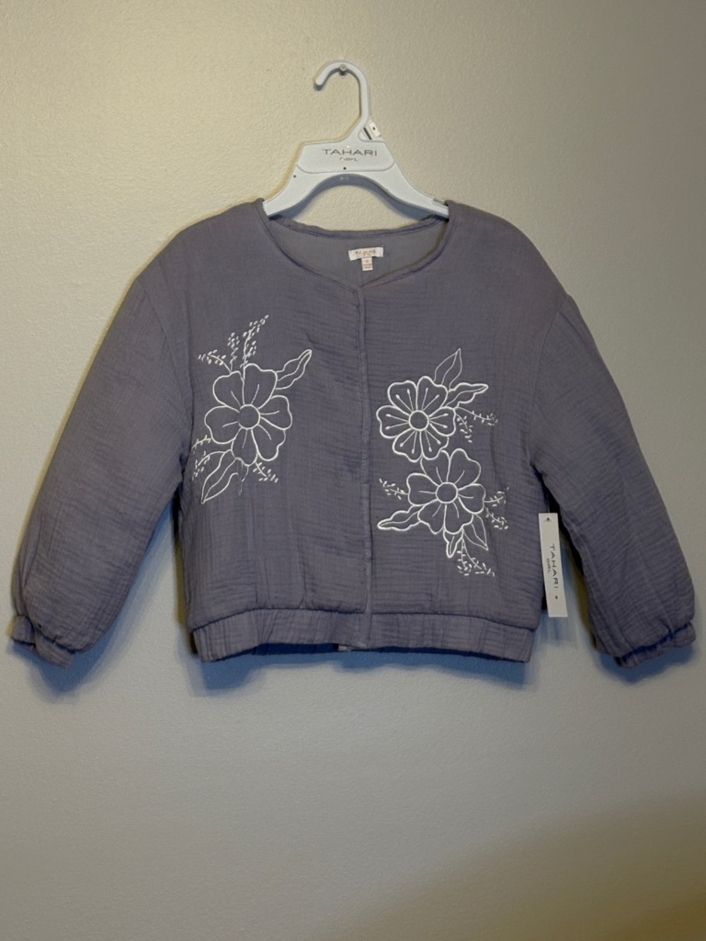 Tahari Girl Lilac Jacket with Embroidery. Poly Filling. Size 8 Girls. NWT